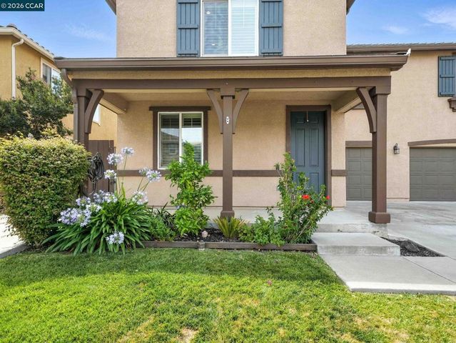 2433 Sanders Ln, Fairfield, CA 94533