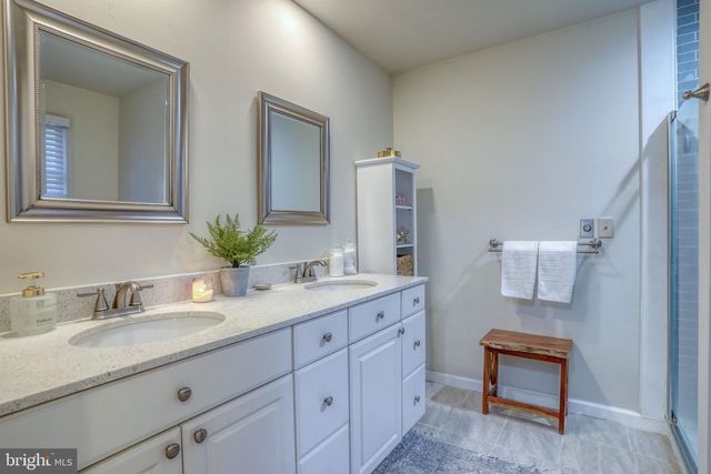 6 CROSSLEY DR, Dover, DE 19901