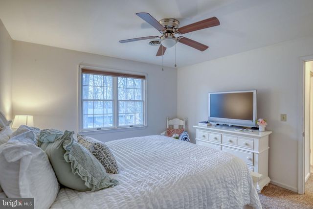 6 CROSSLEY DR, Dover, DE 19901