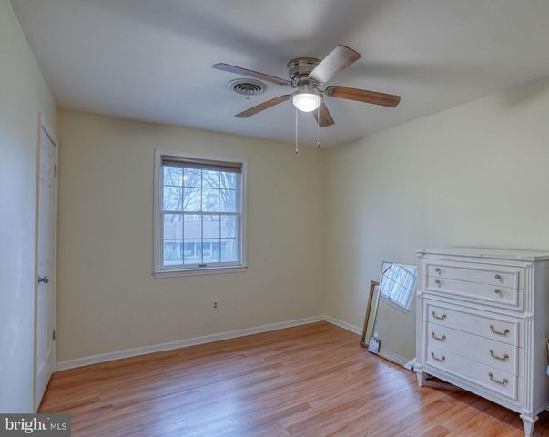 6 CROSSLEY DR, Dover, DE 19901