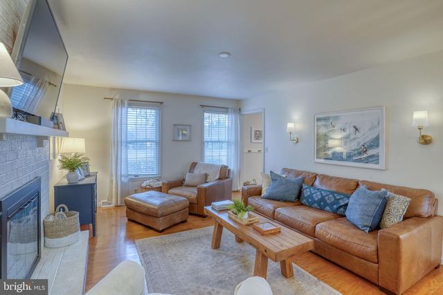 6 CROSSLEY DR, Dover, DE 19901