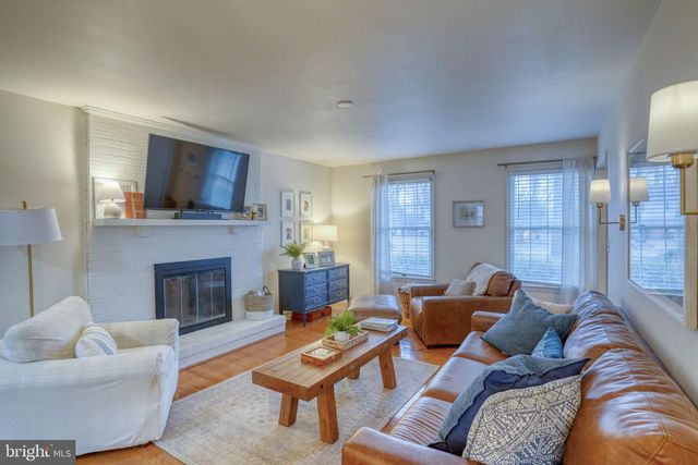 6 CROSSLEY DR, Dover, DE 19901