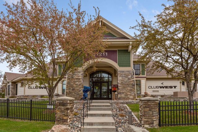 10960 Fergus Street NE D, Blaine, MN 55449