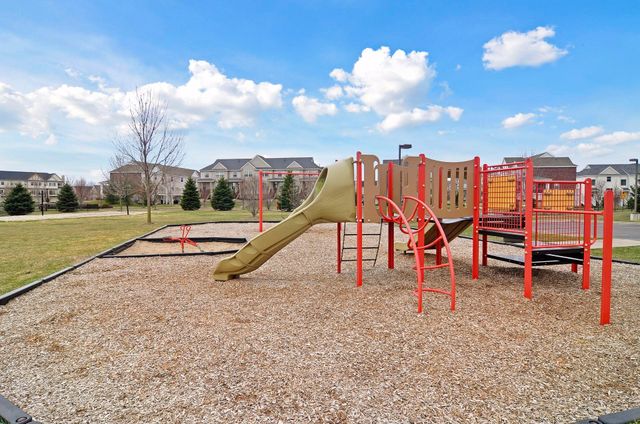 10960 Fergus Street NE D, Blaine, MN 55449