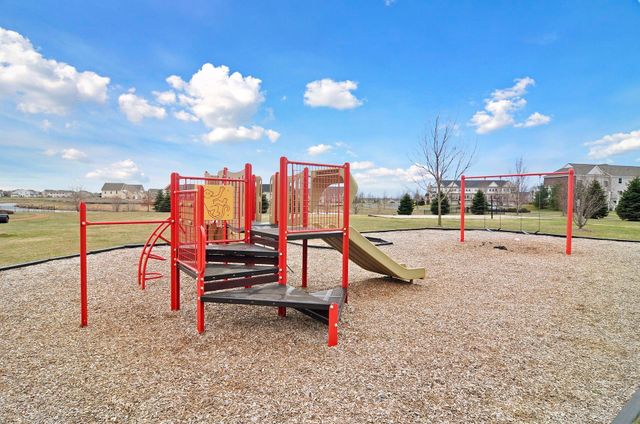 10960 Fergus Street NE D, Blaine, MN 55449