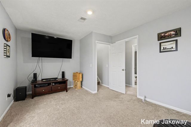 4041 Tallman Creek Drive, Grand Rapids, MI 49534