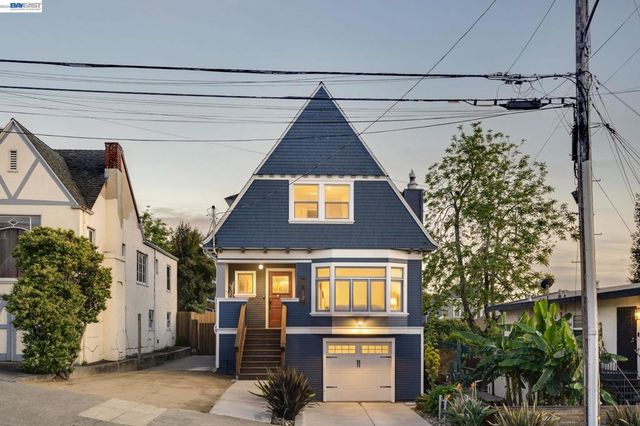 2417 Palmetto St, Oakland, CA 94602