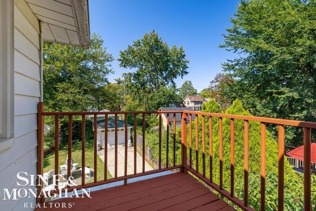 577 Chalmers Street, Detroit, MI 48215