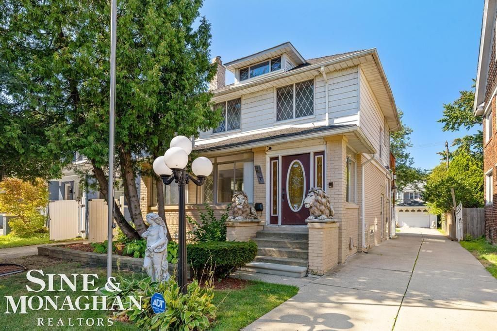 577 Chalmers Street, Detroit, MI 48215