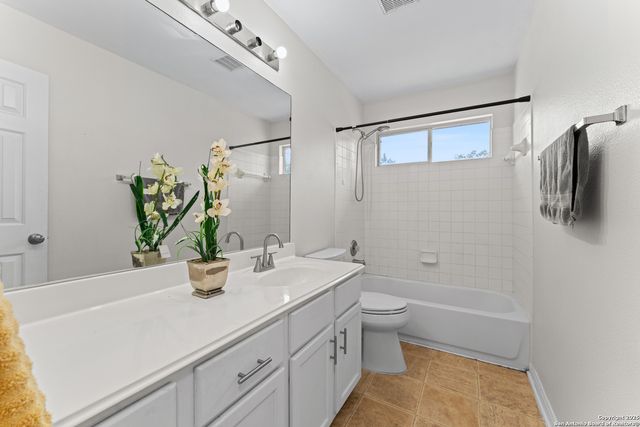 807 MIDWAY CRST, San Antonio, TX 78258