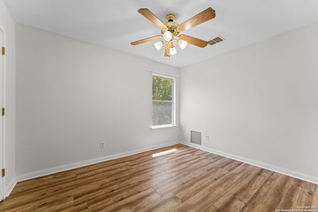 807 MIDWAY CRST, San Antonio, TX 78258