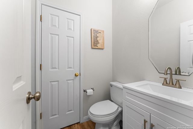 807 MIDWAY CRST, San Antonio, TX 78258