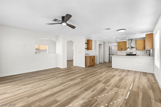 4633 Possum Berry Lane, North Las Vegas, NV 89081