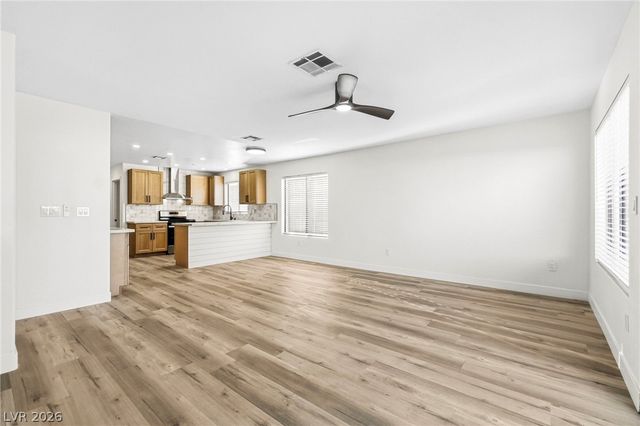 4633 Possum Berry Lane, North Las Vegas, NV 89081