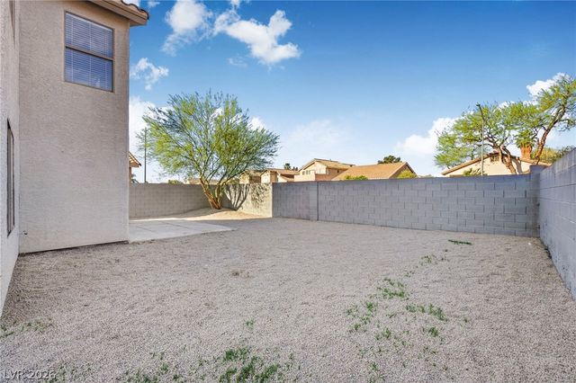 4633 Possum Berry Lane, North Las Vegas, NV 89081