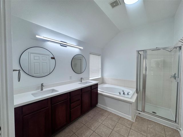 7502 Quiet Trace Lane, Pearland, TX 77581