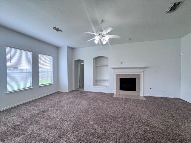 7502 Quiet Trace Lane, Pearland, TX 77581