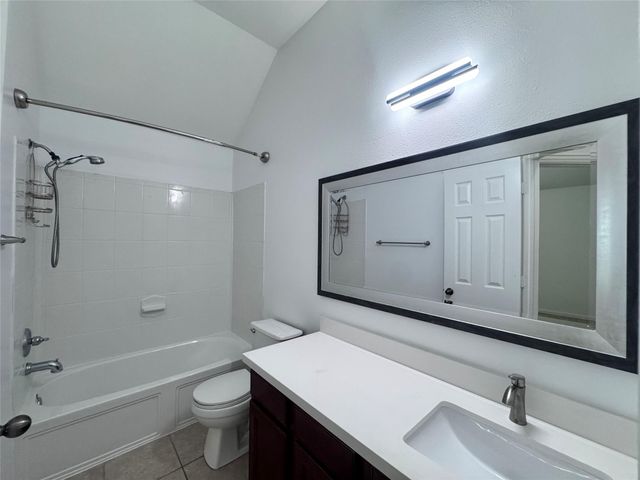 7502 Quiet Trace Lane, Pearland, TX 77581