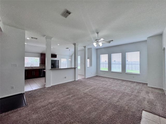 7502 Quiet Trace Lane, Pearland, TX 77581