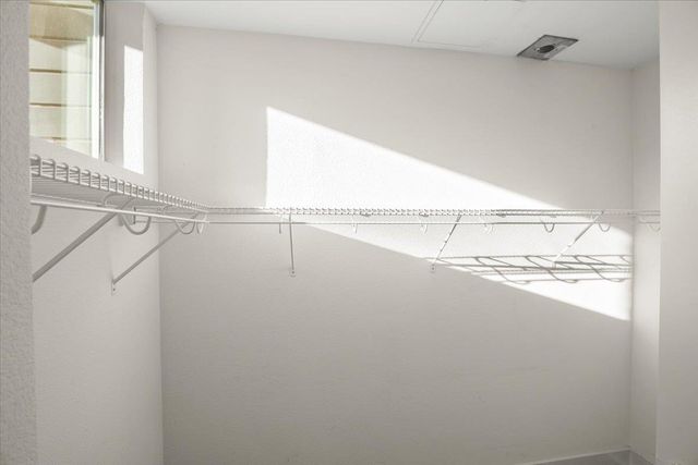 1 E Julian Street 217, San Jose, CA 95112