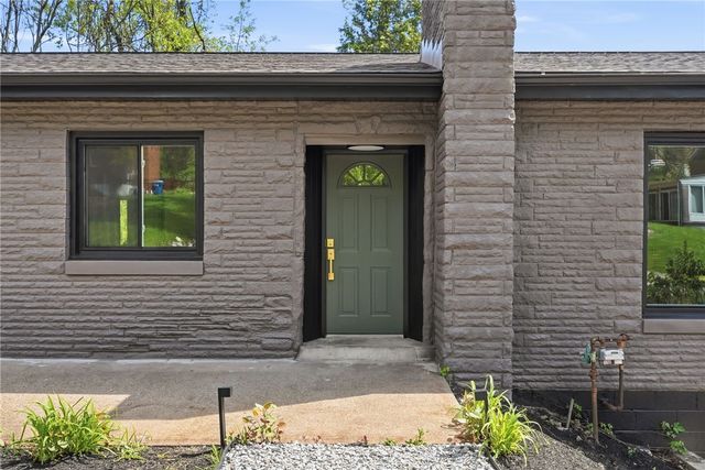 8032 Aber Road, Penn Hills, PA 15147