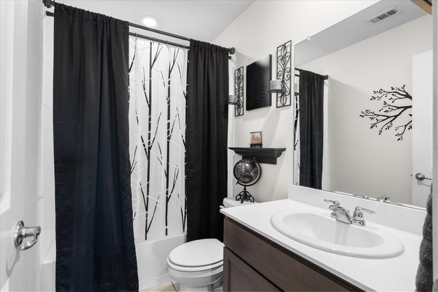 909 Farmstead Way, Josephine, TX 75189