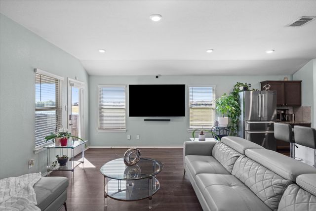 909 Farmstead Way, Josephine, TX 75189