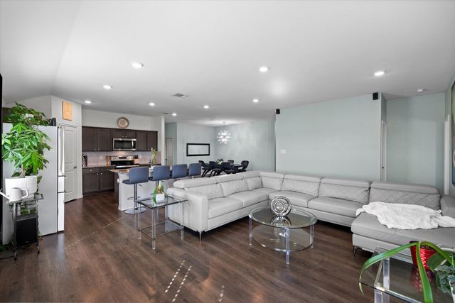 909 Farmstead Way, Josephine, TX 75189