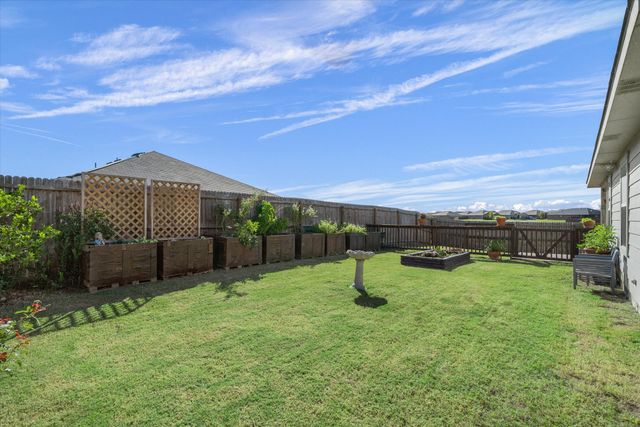 909 Farmstead Way, Josephine, TX 75189