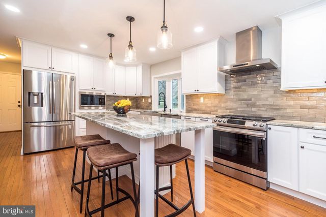 221 STEFAN PL, North Wales, PA 19454