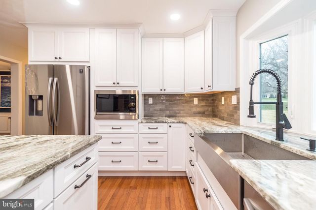 221 STEFAN PL, North Wales, PA 19454