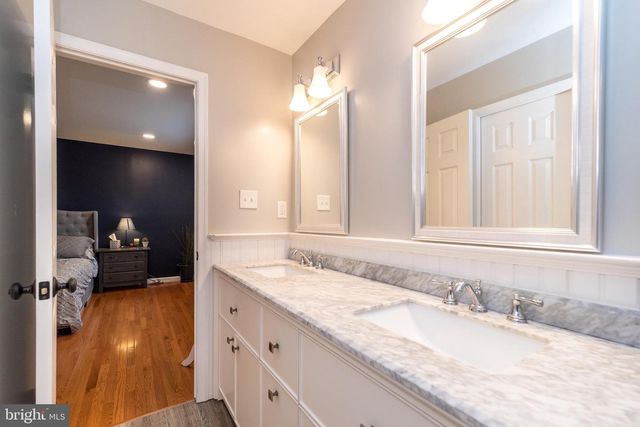 221 STEFAN PL, North Wales, PA 19454