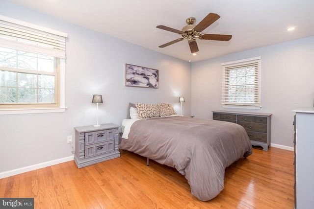 221 STEFAN PL, North Wales, PA 19454