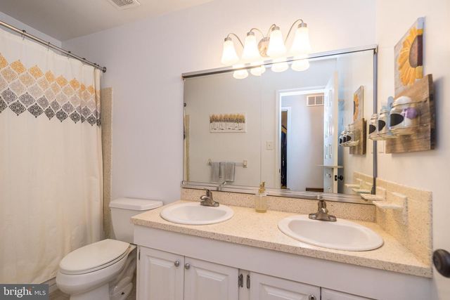 221 STEFAN PL, North Wales, PA 19454