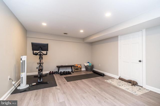 221 STEFAN PL, North Wales, PA 19454