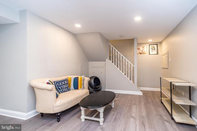 221 STEFAN PL, North Wales, PA 19454