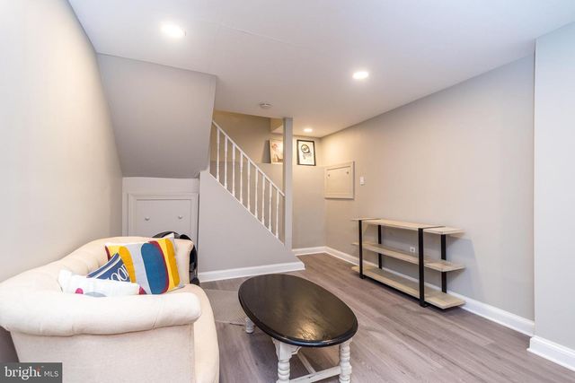 221 STEFAN PL, North Wales, PA 19454