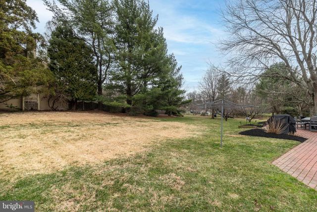 221 STEFAN PL, North Wales, PA 19454