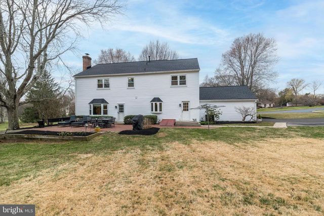 221 STEFAN PL, North Wales, PA 19454