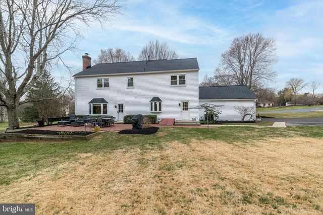 221 STEFAN PL, North Wales, PA 19454