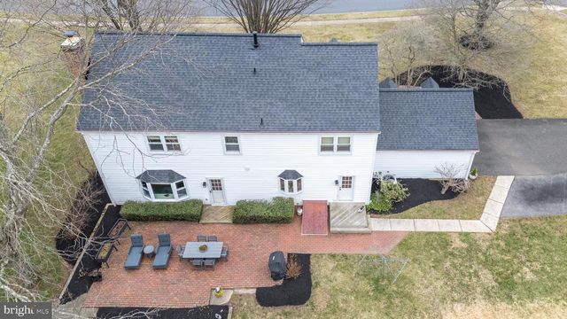 221 STEFAN PL, North Wales, PA 19454