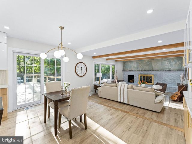 1028 OWL LN, Cherry Hill, NJ 08003