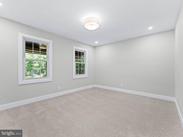 1028 OWL LN, Cherry Hill, NJ 08003
