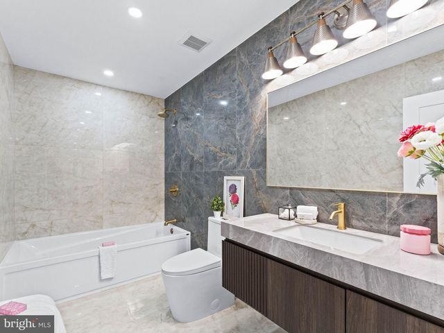 1028 OWL LN, Cherry Hill, NJ 08003