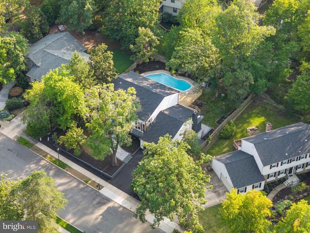 1028 OWL LN, Cherry Hill, NJ 08003