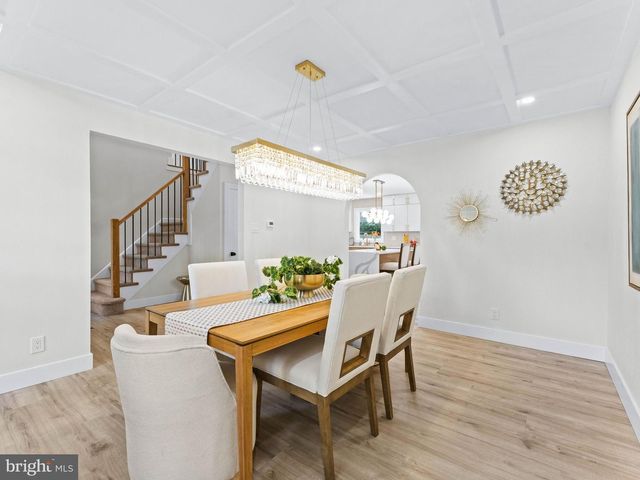 1028 OWL LN, Cherry Hill, NJ 08003