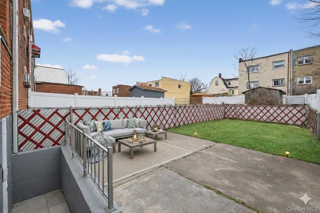 1231 E 223rd Street, Bronx, NY 10466