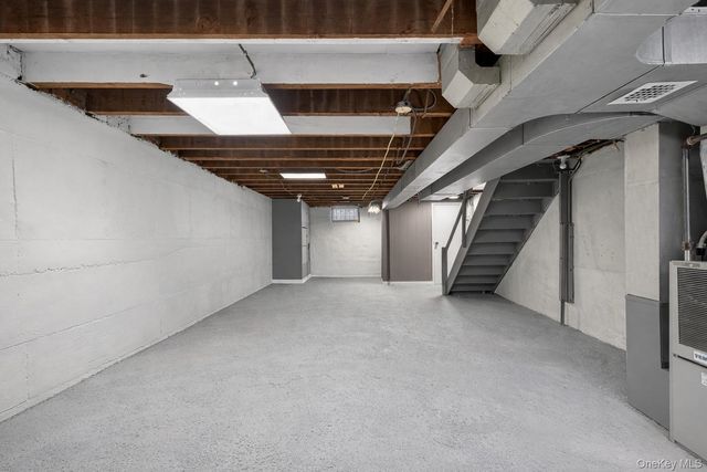 1231 E 223rd Street, Bronx, NY 10466