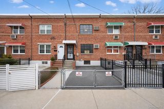 1231 E 223rd Street, Bronx, NY 10466