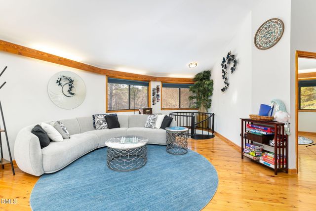 878 Anchor Drive, Bracey, VA 23919